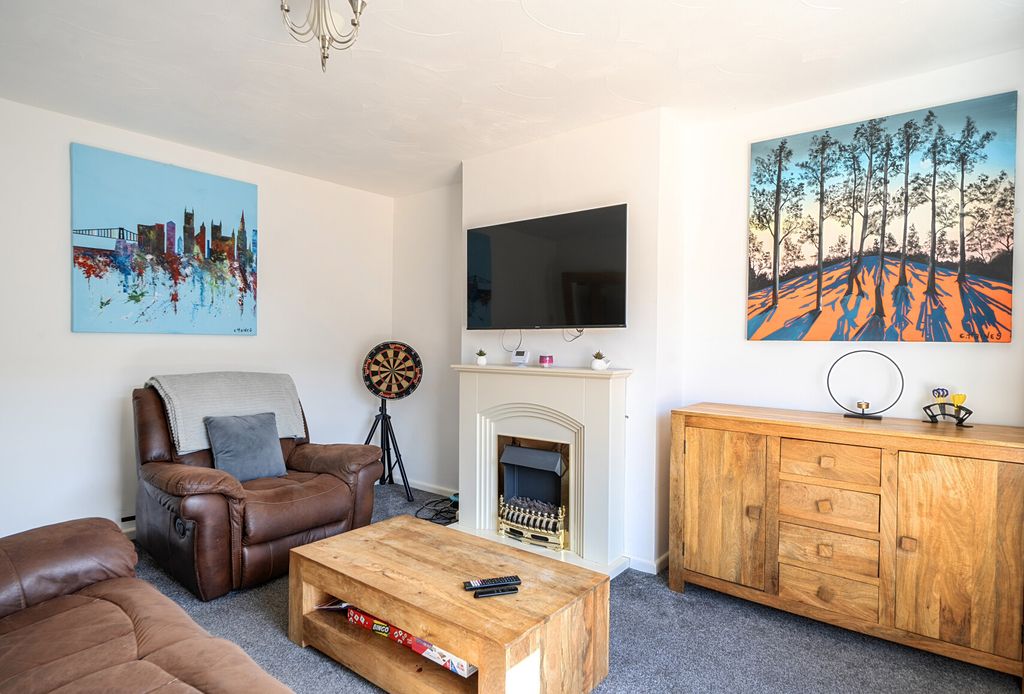 Property photo 3 of 15 1466781-8-6A19c99...