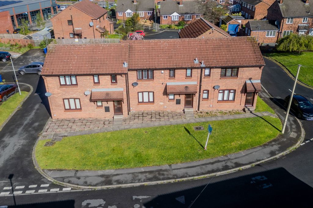 Property photo 1 of 16
