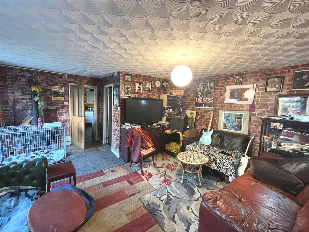 Property photo 2 of 18 Img_6372.Jpeg