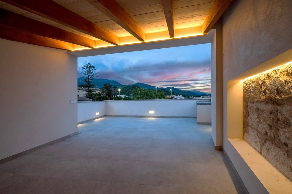 Property photo 2 of 20 MDV20540_1_15_Ns Exterior (2)