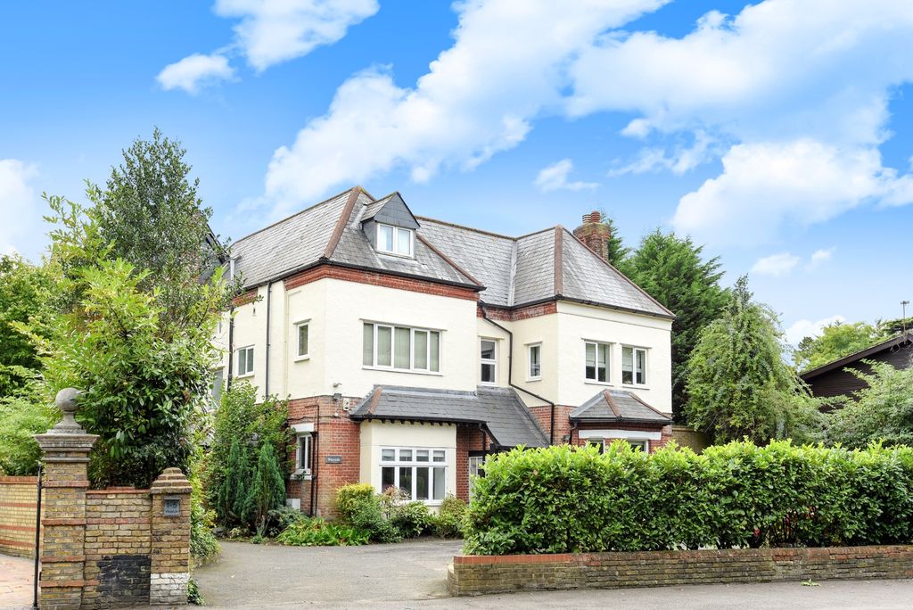 Property photo 1 of 15 External