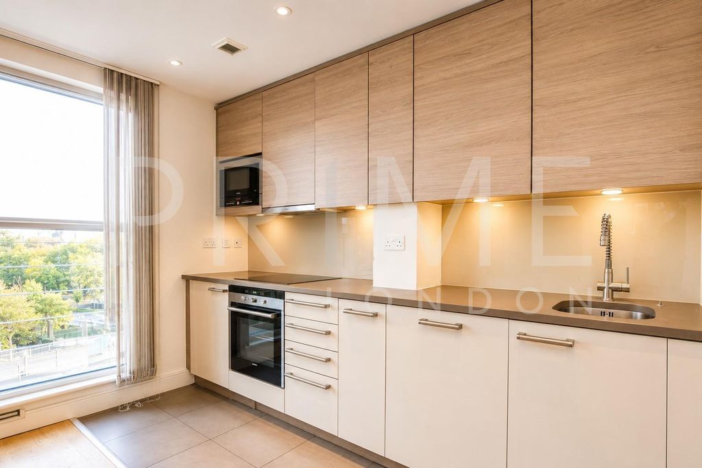 Property photo 3 of 16 Ahne2.Jpg