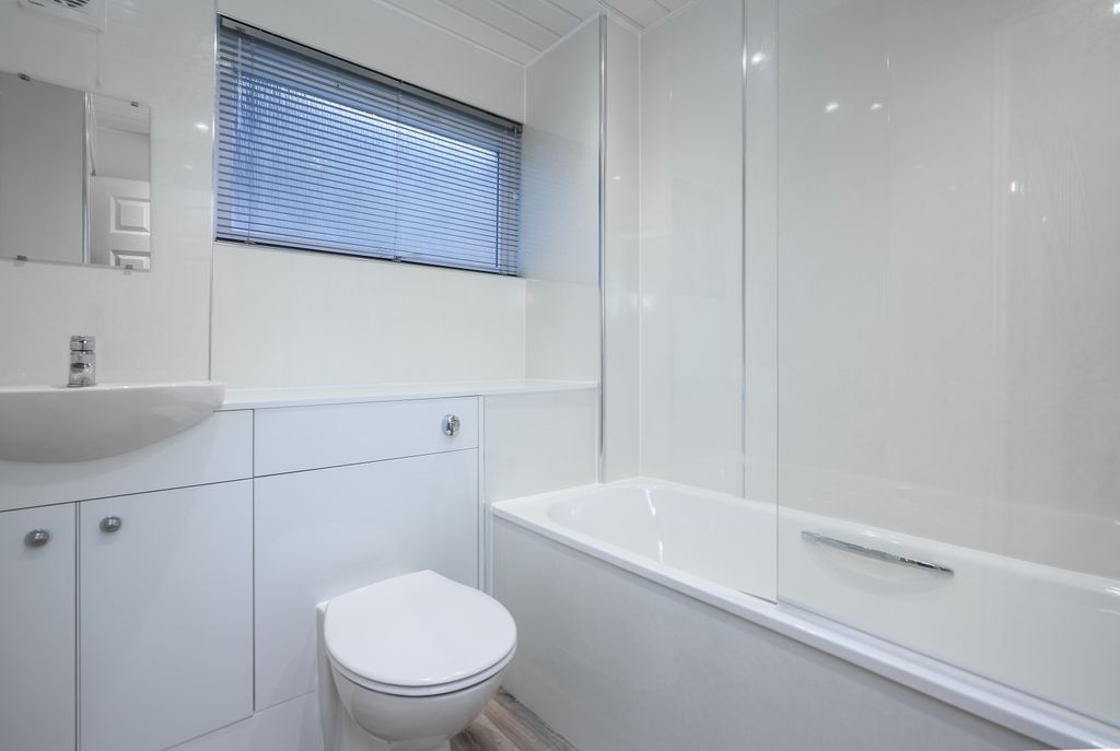 Property photo 3 of 27