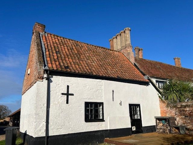 Property photo 1 of 8 Exterior