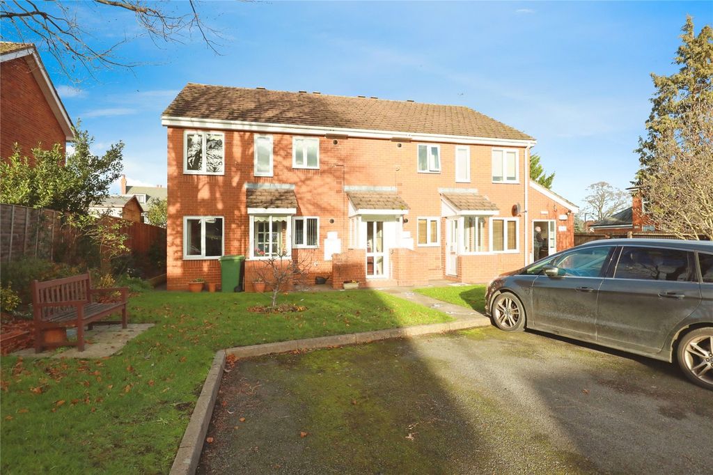 Property photo 1 of 9 Front