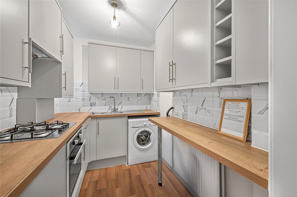 Property photo 3 of 10 Picture No. 17