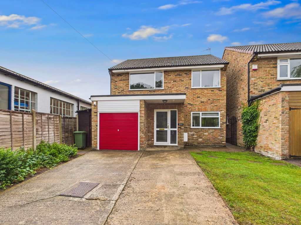 Property photo 1 of 16 Cam01354G0-Pr0587-Still028