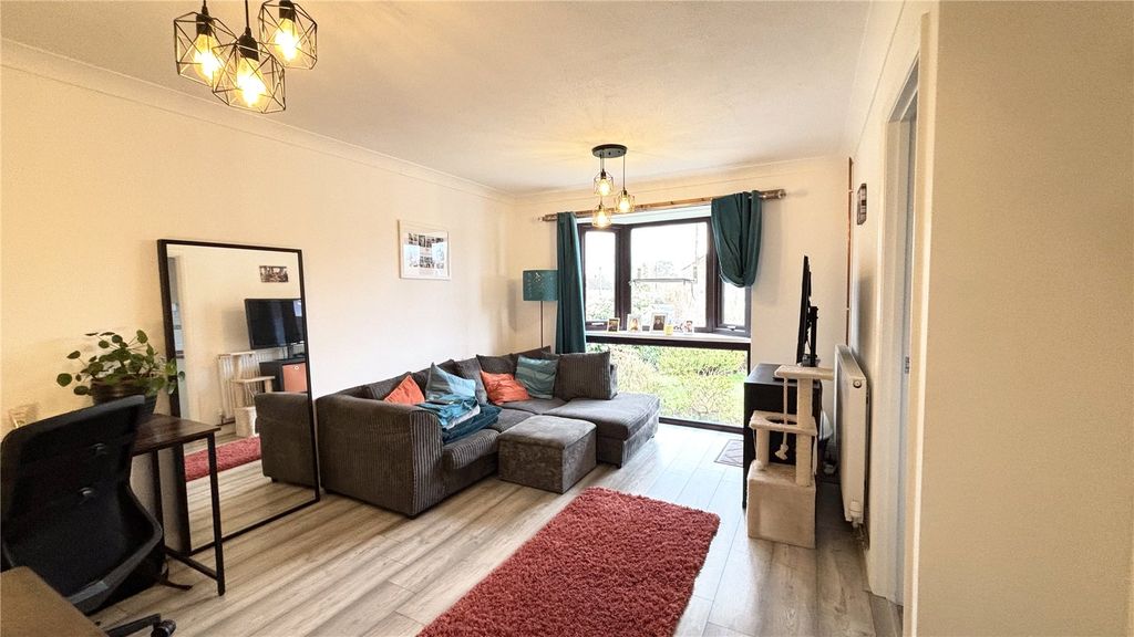 Property photo 3 of 9 Picture No. 09