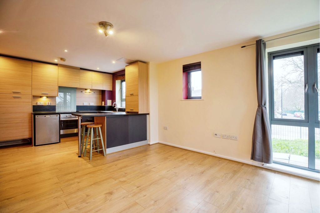 Property photo 1 of 19