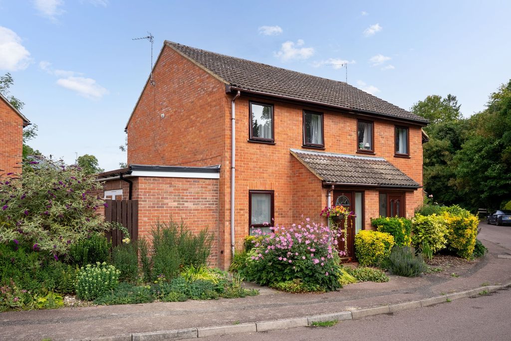 Property photo 1 of 16