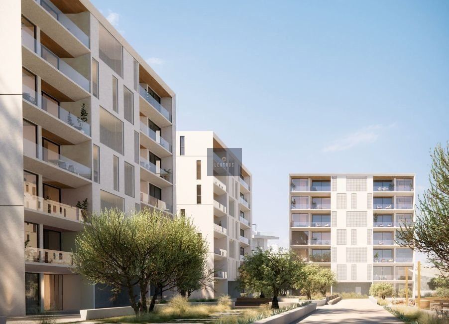 Property photo 1 of 4