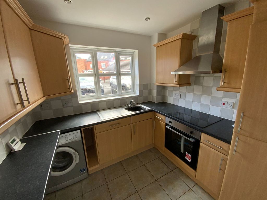 Property photo 3 of 14