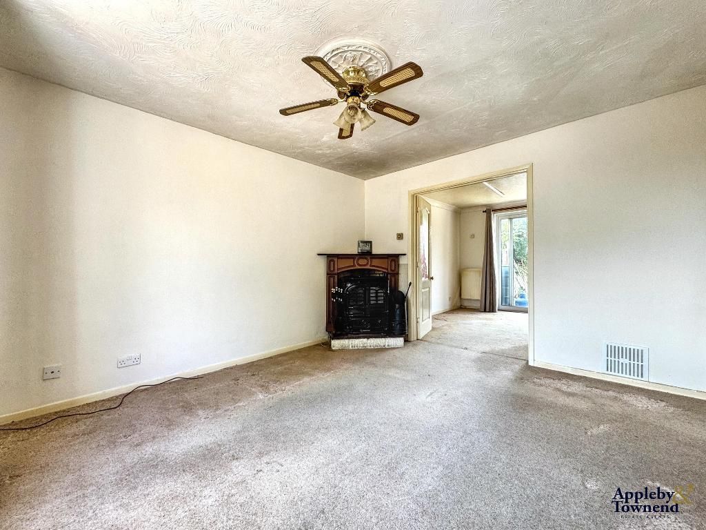 Property photo 3 of 24