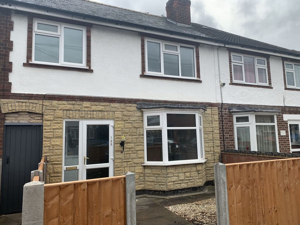 Property photo 1 of 10 Front