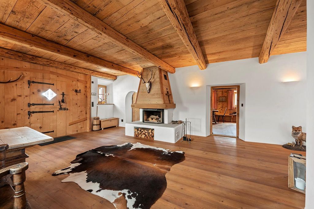 Property photo 3 of 7 Image