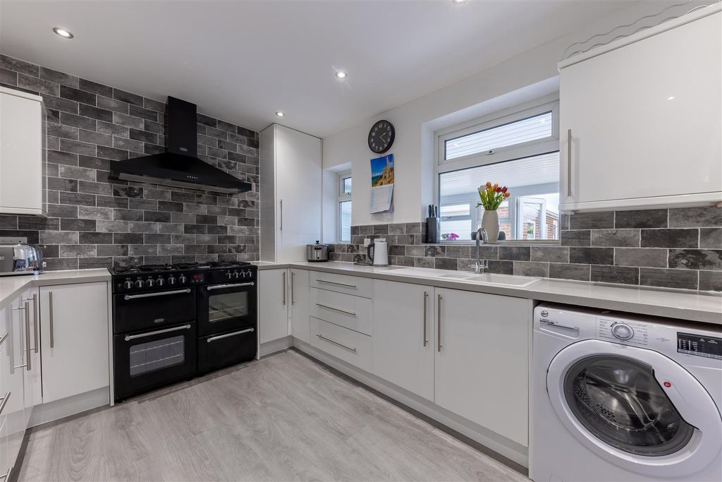 Property photo 3 of 19 Ba-7.Jpg