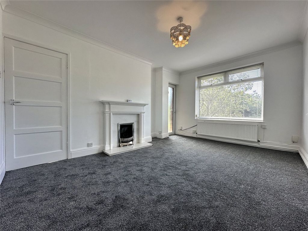 Property photo 3 of 12 Picture No. 12