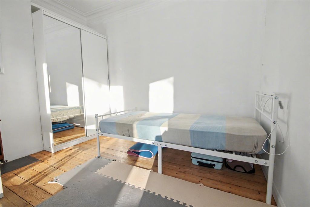 Property photo 3 of 8 Img_8157.Jpg