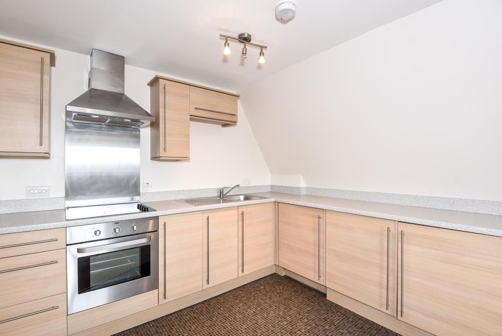 Property photo 2 of 10 Kitchen