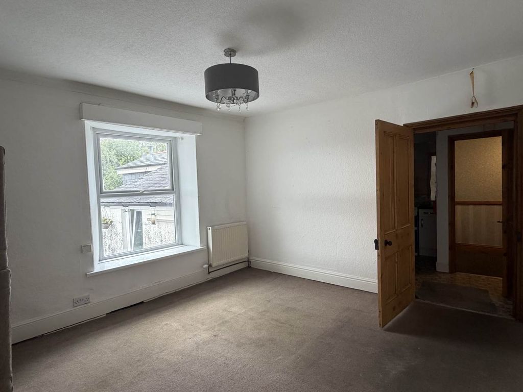 Property photo 3 of 7 Img_9606