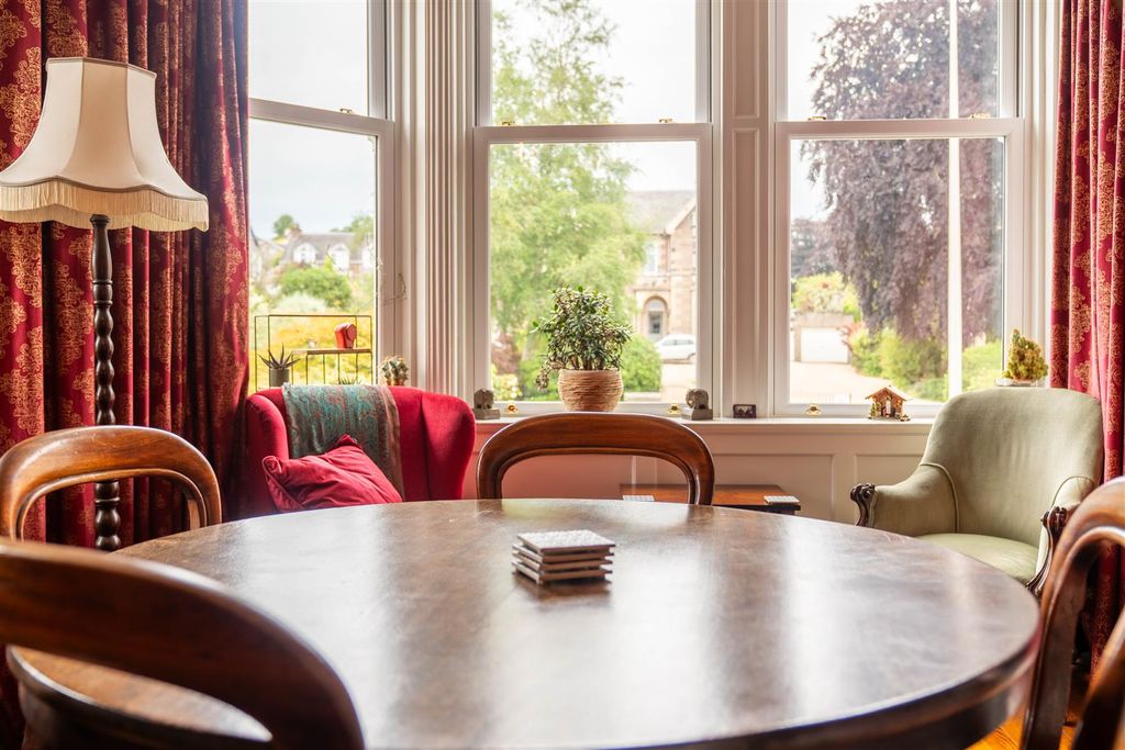 Additional image 24 of 4 bed flat for saleGlasgow Road, Perth PH2