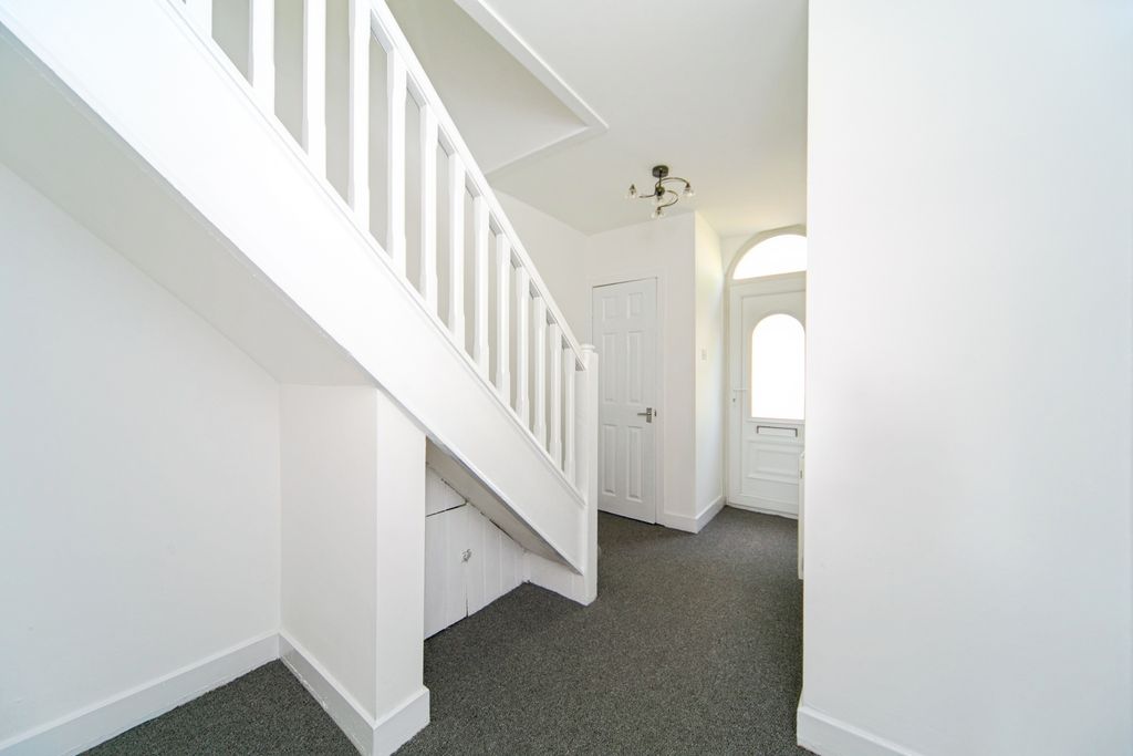 Property photo 2 of 15 Hall