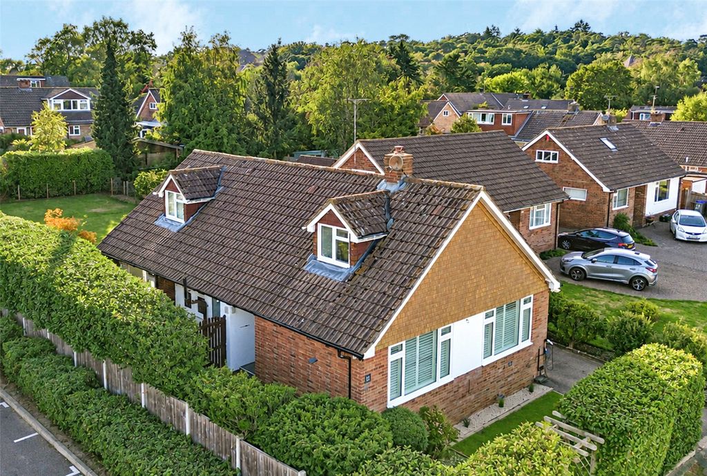 Property photo 1 of 27 Picture No. 28