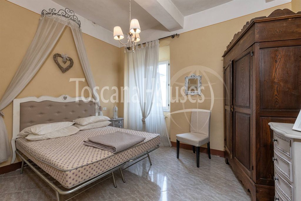 Property photo 1 of 30