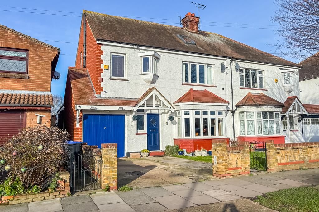 Property photo 1 of 20 Front