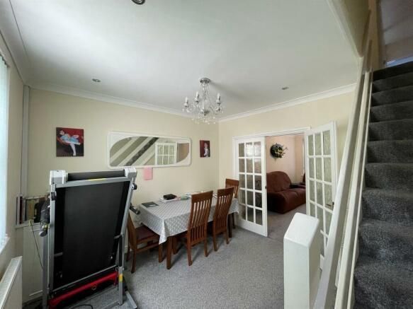 Property photo 3 of 8