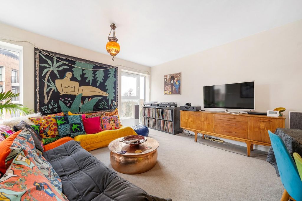 Property photo 1 of 19 Reception (3).Jpg