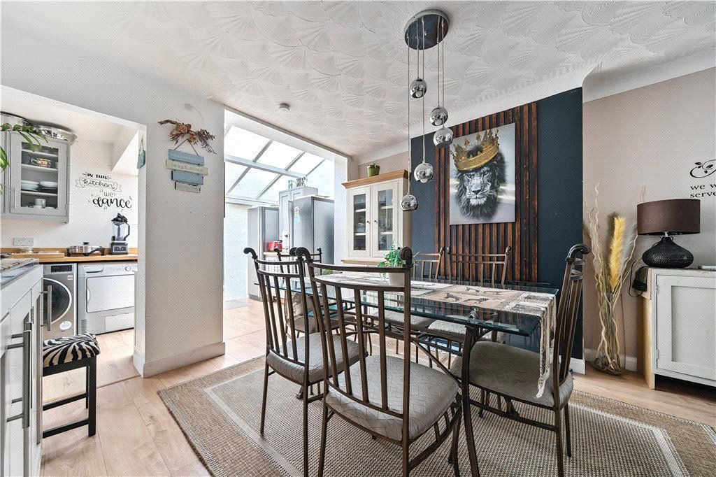 Property photo 3 of 23 Dinning Room