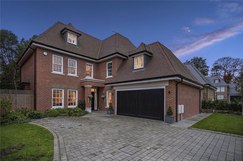 Property photo 1 of 67 Exterior