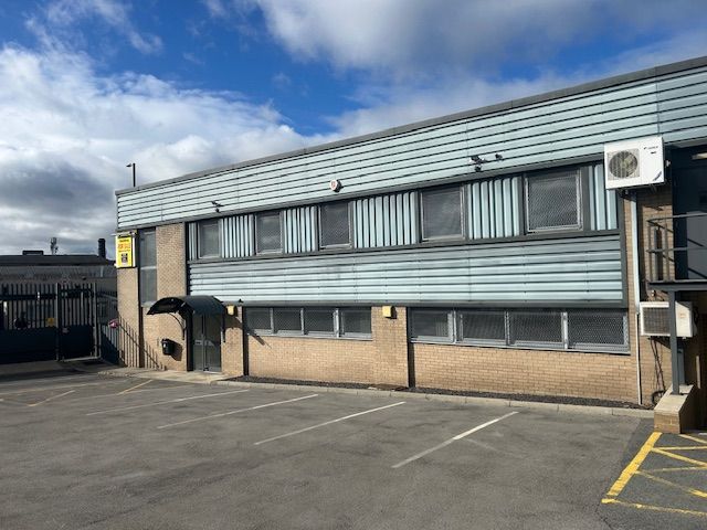 Property photo 3 of 12