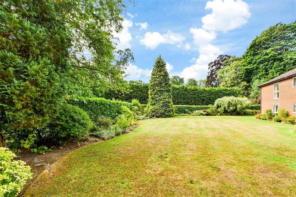 Property photo 2 of 10 Rear Garden