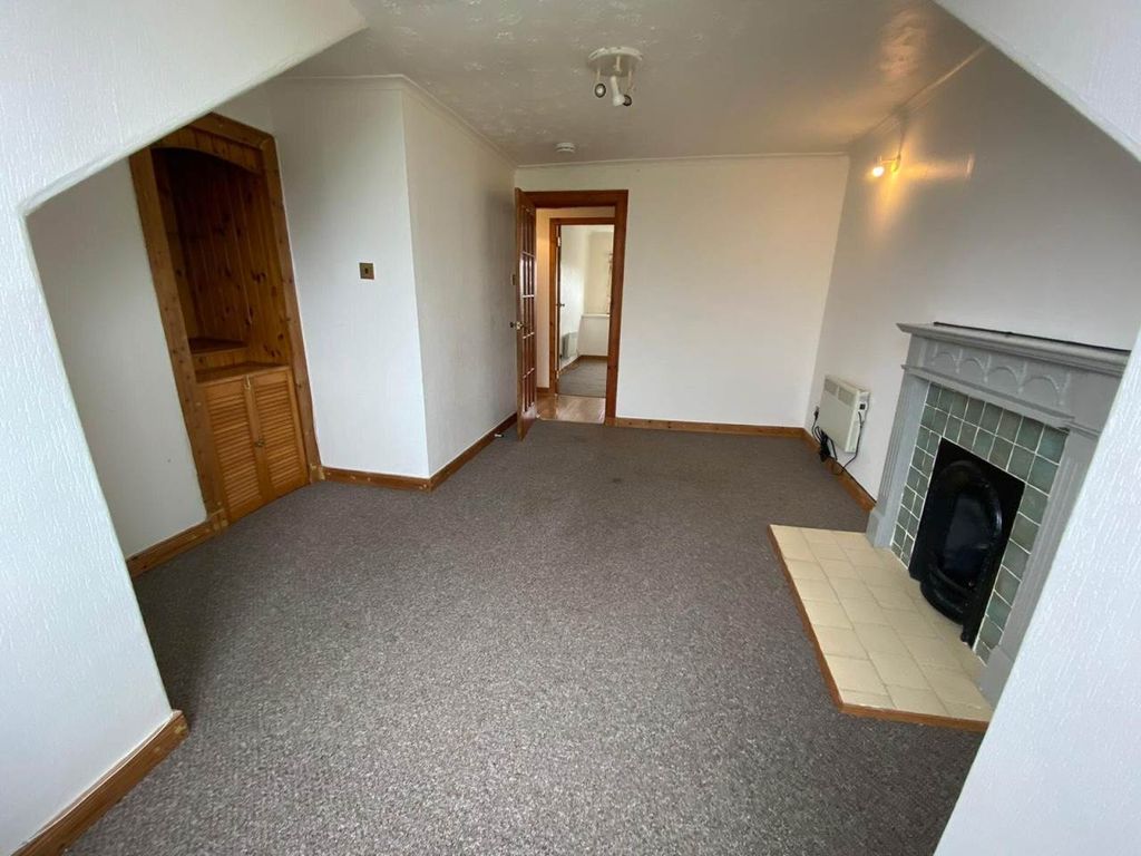 Property photo 3 of 10 Converted-4Ac5873d-01E1-4F9E-8d8d-256044544B30