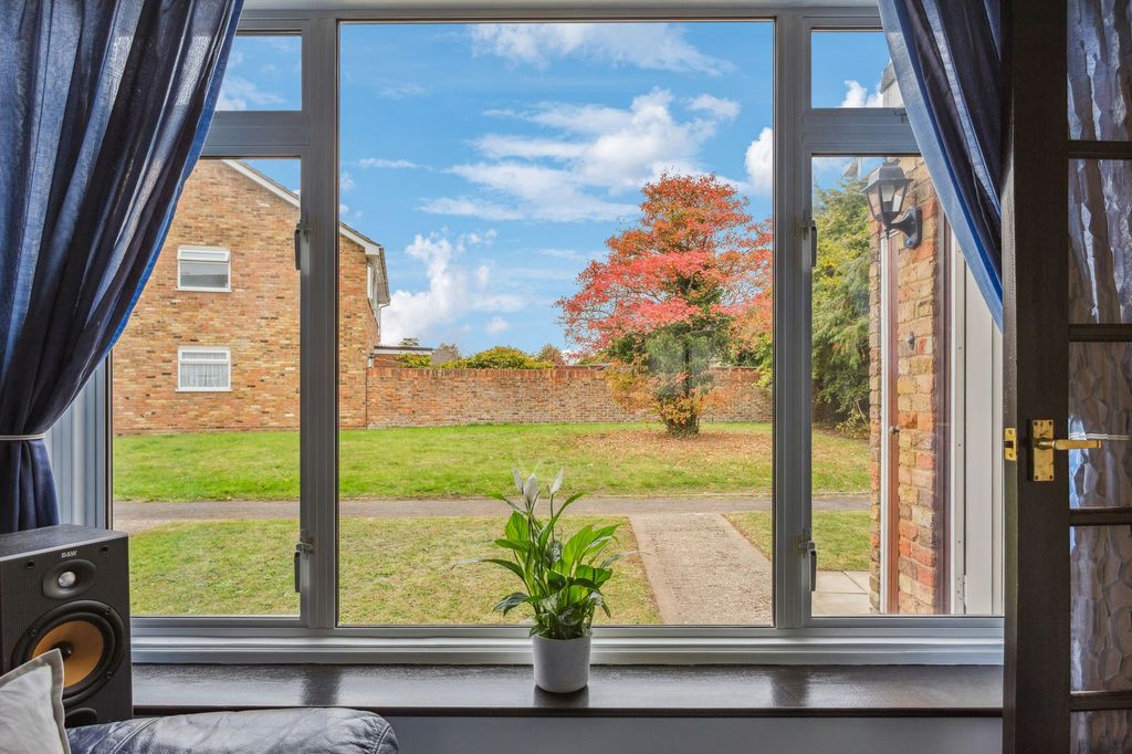 Property photo 2 of 16 View