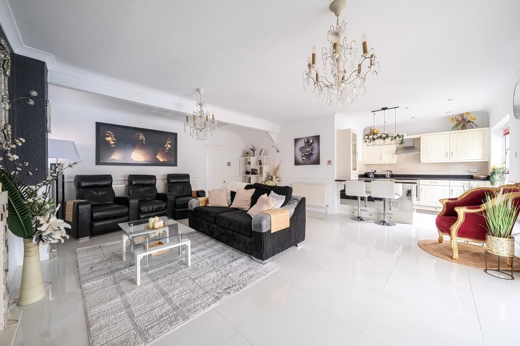 Property photo 3 of 26 Reception Room