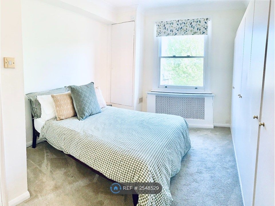 Property photo 2 of 16 Bedroom2