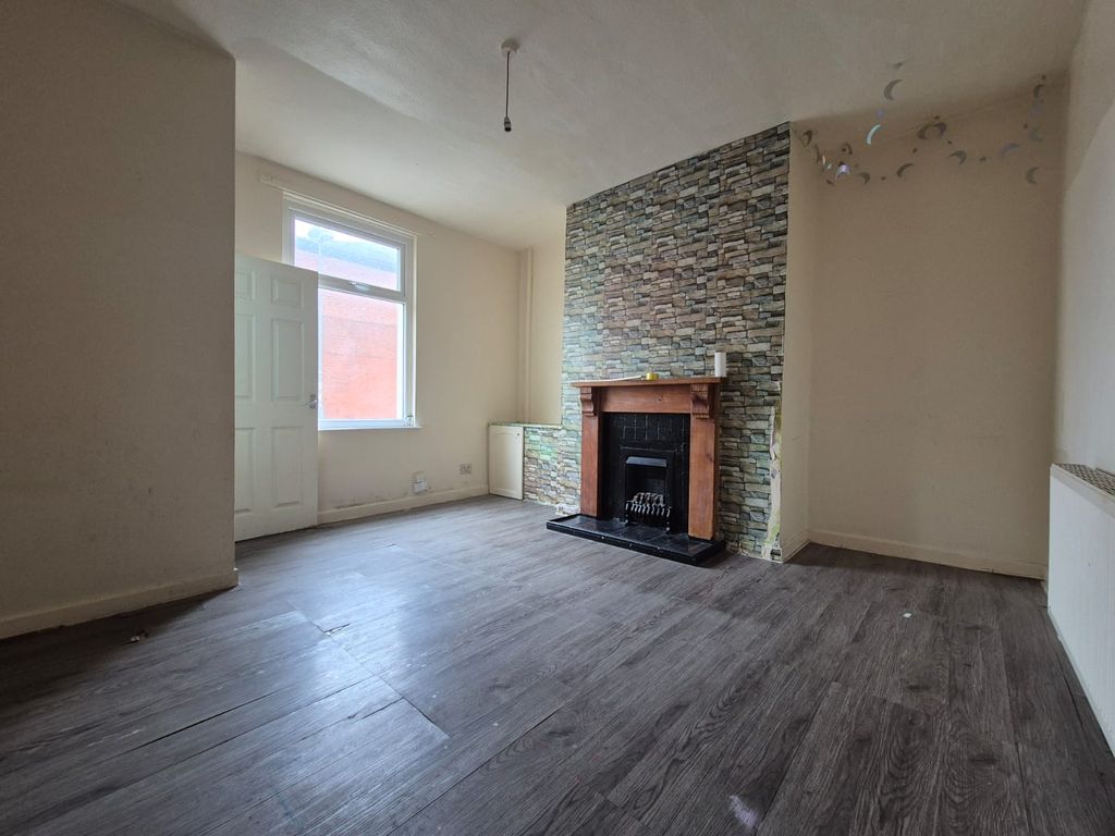 Property photo 2 of 3