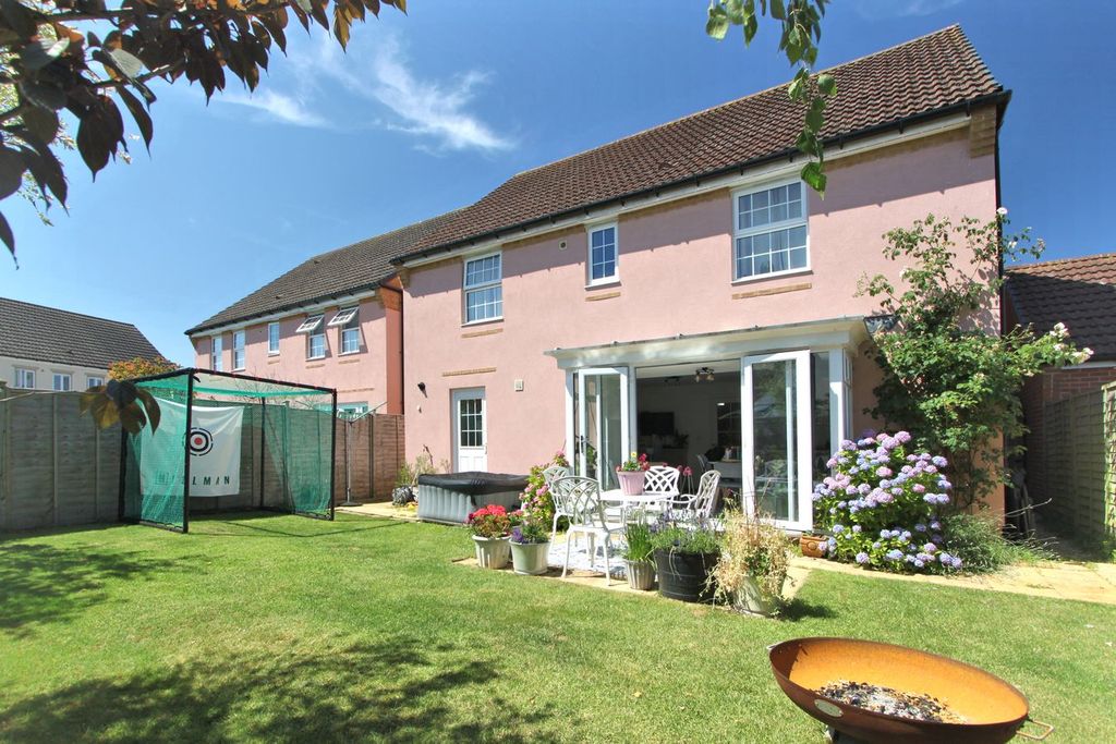 Property photo 2 of 14