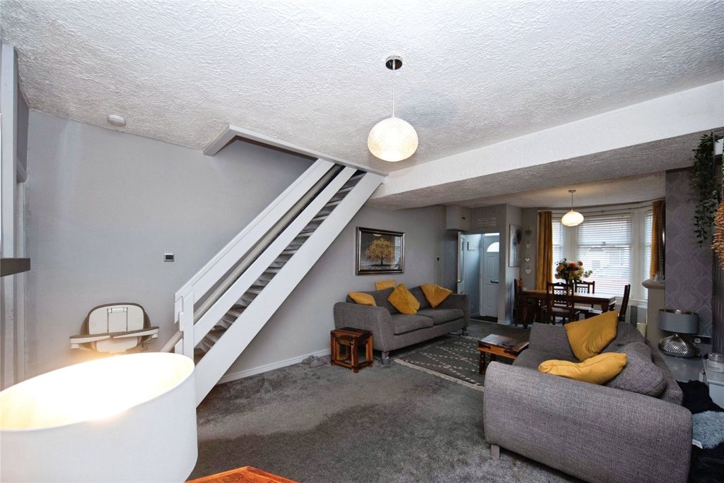 Property photo 2 of 32 Picture No. 69