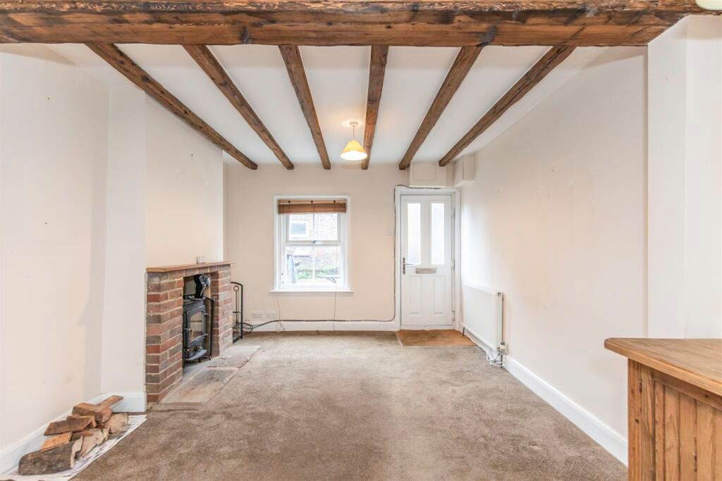 Property photo 2 of 17 Photo 16
