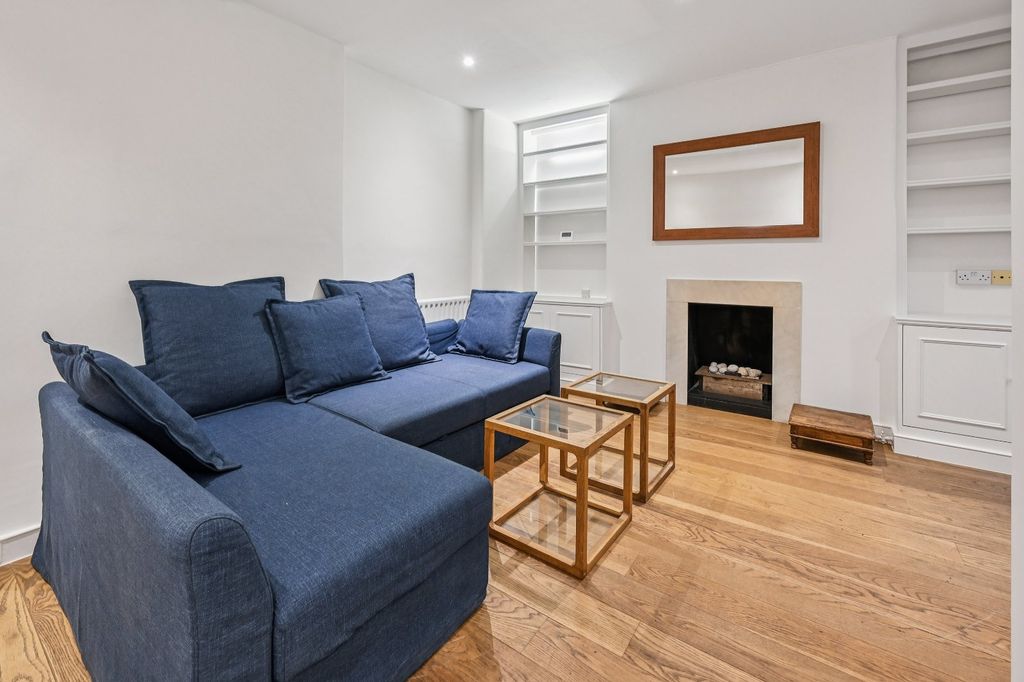 Property photo 2 of 8 Reception Room