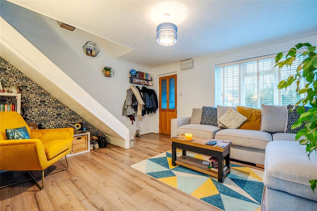 Property photo 3 of 12 Picture No. 14