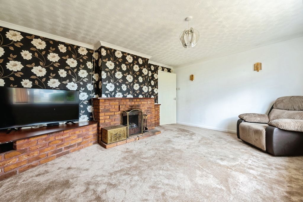 Property photo 2 of 20 Pbox-Img.Jpg
