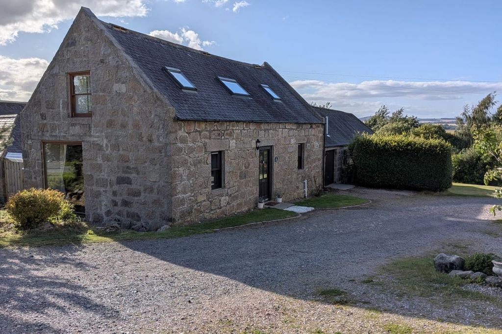 Property photo 1 of 38