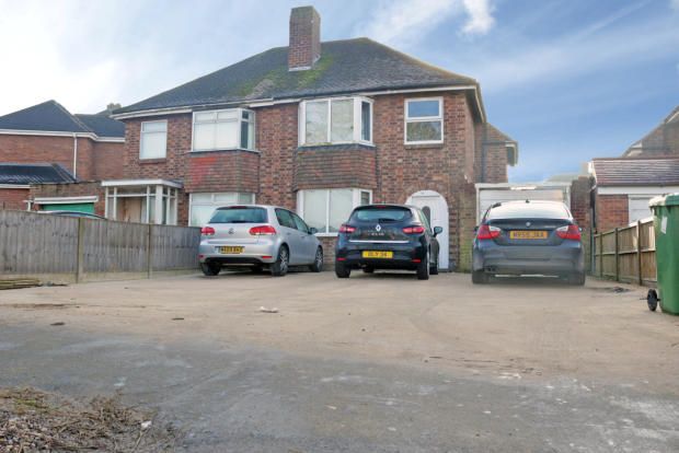 Property photo 1 of 3