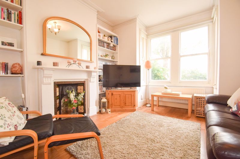 Property photo 2 of 11 Photo 3