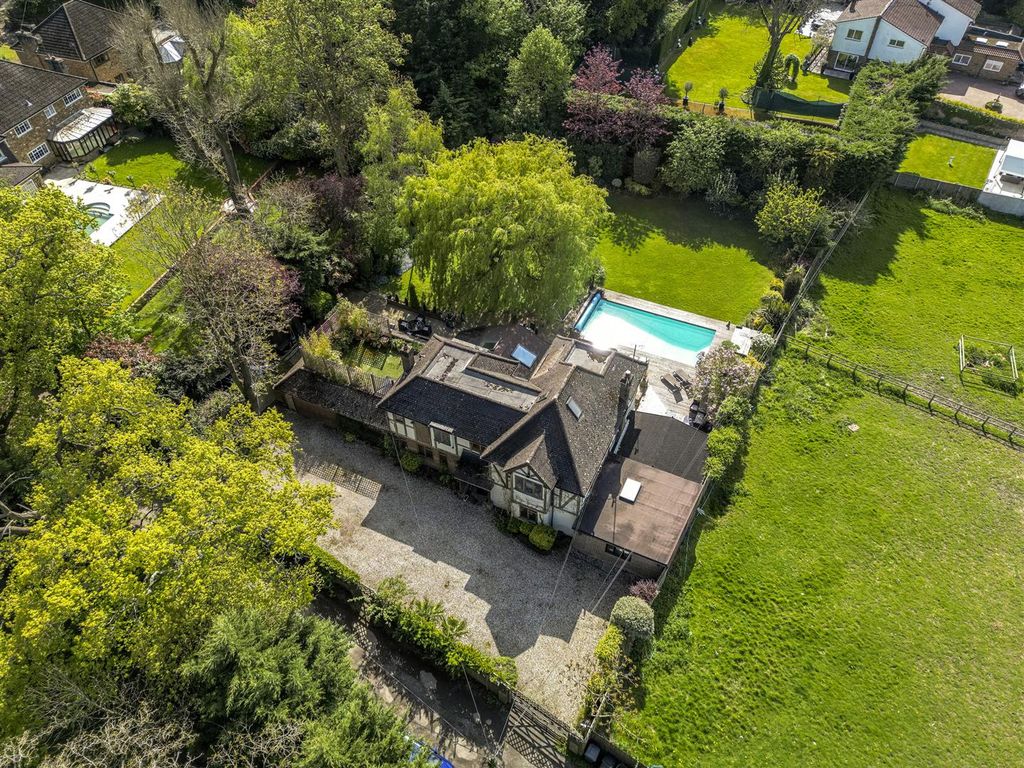 Property photo 2 of 57 Dji_Fly_20250424_151726_910_1745505311694_Photo.Jp